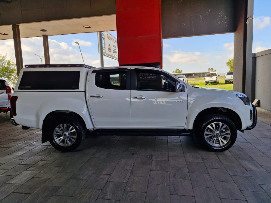 Used 2019 Isuzu D-Max 300 3.0TD double cab LX auto - Highway Motors