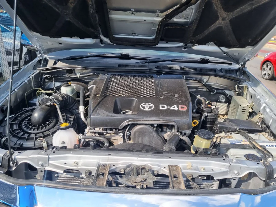 Used 2015 Toyota Hilux 3.0D-4D double cab 4x4 Raider Legend 40 - Carbase Auto