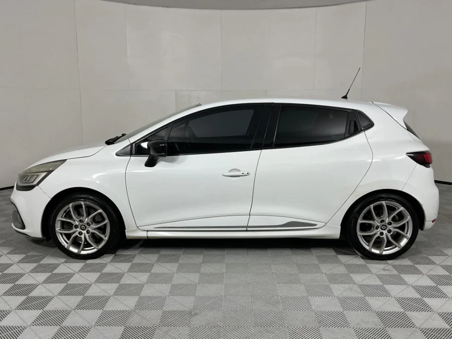 Used 2017 Renault Clio RS 200 Lux - WeBuyCars Gqeberha Used 2017 Renault Clio RS 200 Lux - WeBuyCars Gqeberha