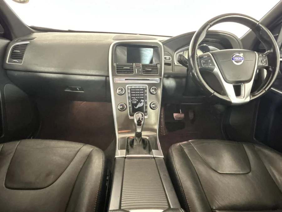 Used 2014 Volvo XC60 D5 AWD Elite - WeBuyCars Lansdowne Used 2014 Volvo XC60 D5 AWD Elite - WeBuyCars Lansdowne