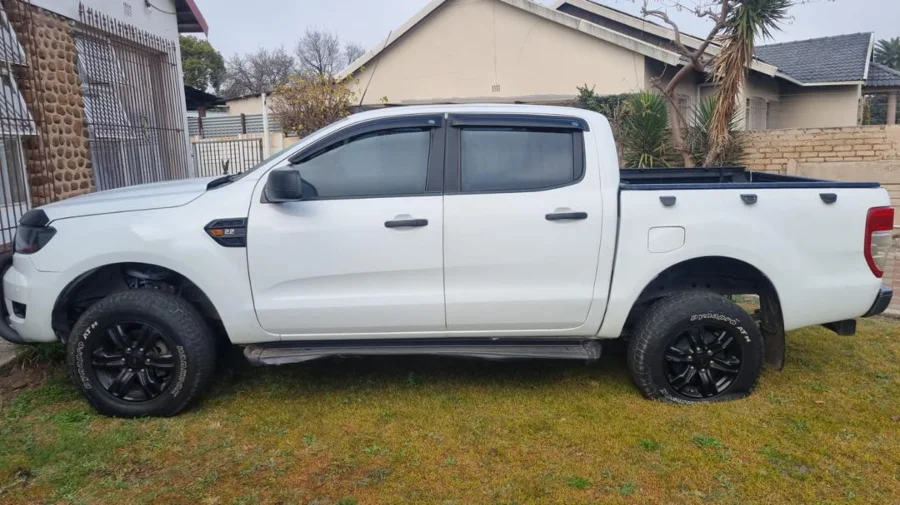 Used 2021 Ford Ranger 2.2TDCi double cab 4x4 XLS auto - Khensani Imports And Exports