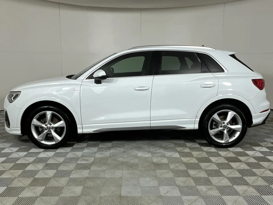 Used 2020 Audi Q3 35TFSI S line - WeBuyCars Mbombela