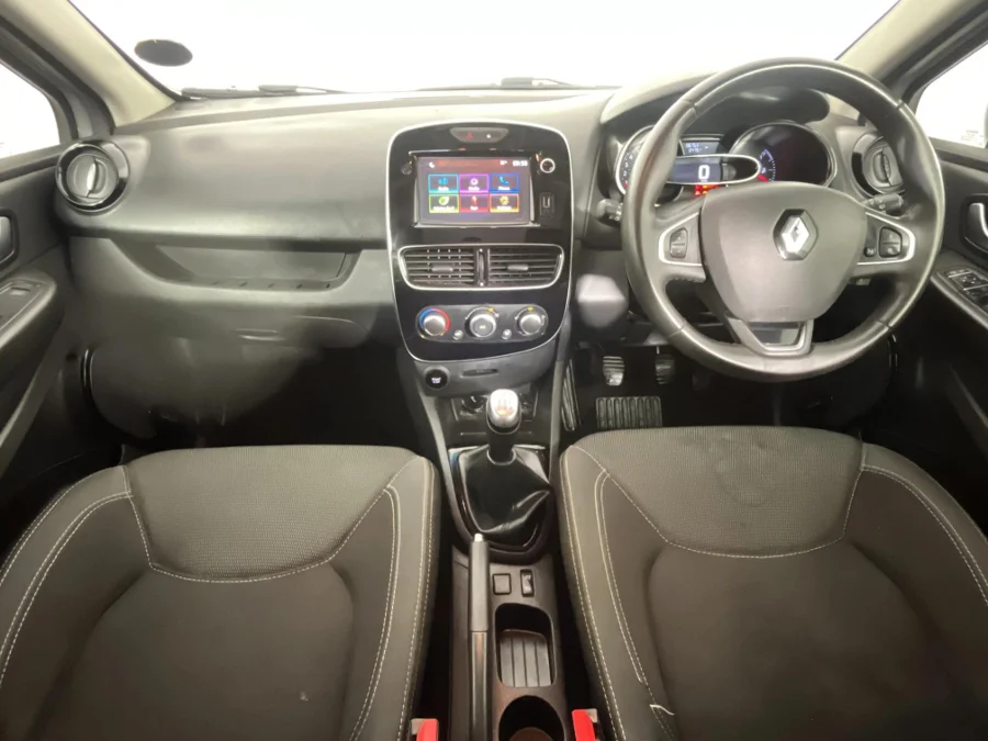 Used 2018 Renault Clio 66kW turbo Authentique - WeBuyCars Mbombela