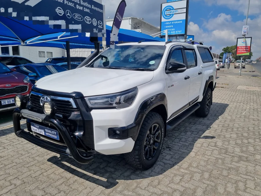 Used 2024 Toyota Hilux 2.4GD-6 double cab 4x4 SRX auto - Carbase Auto Used 2024 Toyota Hilux 2.4GD-6 double cab 4x4 SRX auto - Carbase Auto