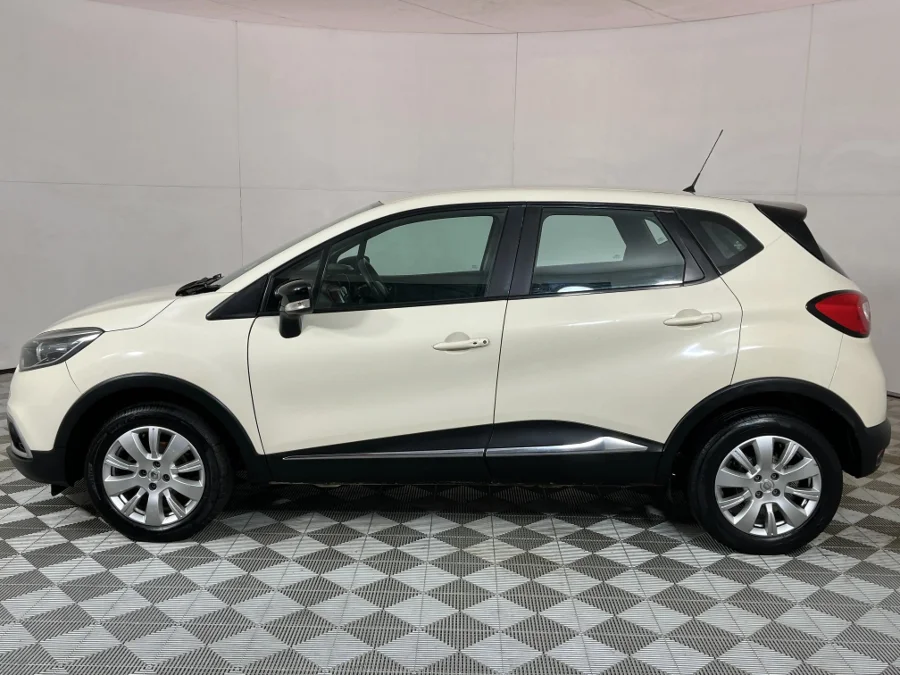 Used 2017 Renault Captur 66kW turbo Expression - WeBuyCars JHB South