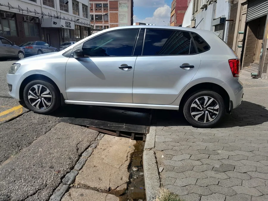 Used 2015 Volkswagen Polo 1.6 Comfortline - Carmart Auto Dealer