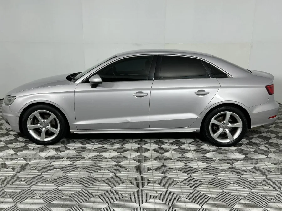 Used 2015 Audi A3 sedan 1.4TFSI SE auto - WeBuyCars Lansdowne Used 2015 Audi A3 sedan 1.4TFSI SE auto - WeBuyCars Lansdowne