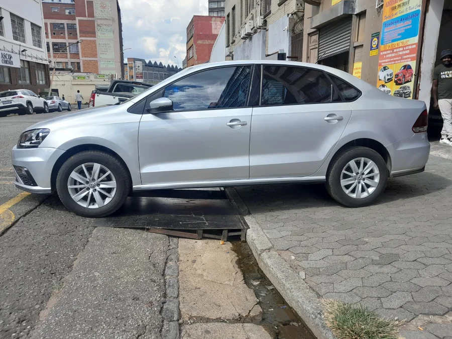 Used 2022 Volkswagen Polo sedan 1.4 Comfortline - Carmart Auto Dealer