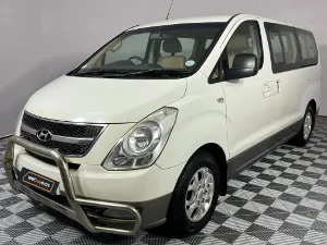 Used 2010 Hyundai H-1 2.4 bus Executive