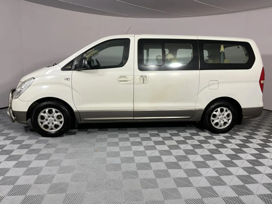 Used 2010 Hyundai H-1 2.4 bus Executive - WeBuyCars Lansdowne