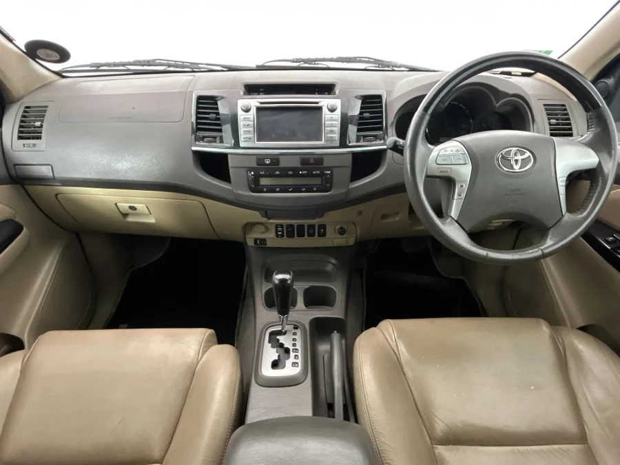 Used 2013 Toyota Fortuner 4.0 V6 Epic - WeBuyCars Lansdowne