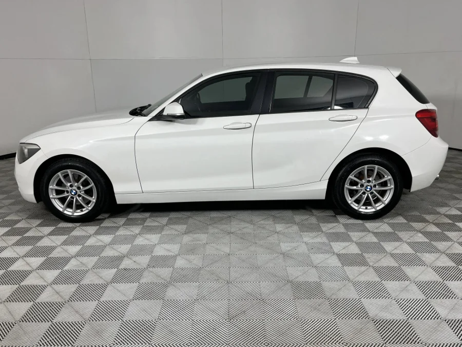 Used 2013 BMW 1 Series 118i 5-door auto - WeBuycars East London