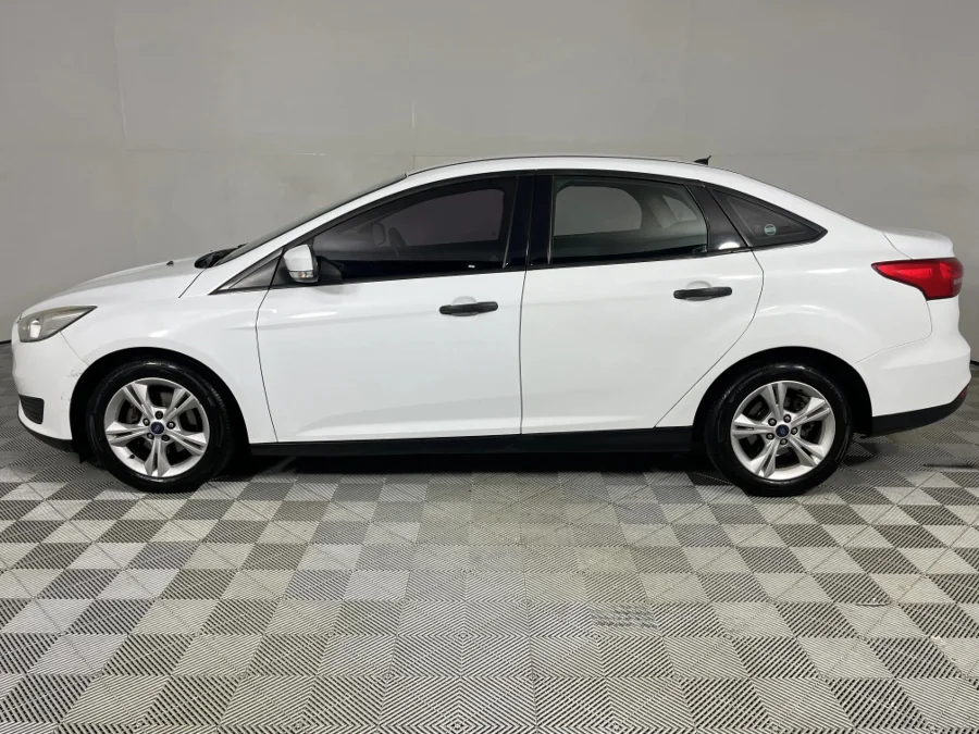 Used 2016 Ford Focus sedan 1.0T Ambiente - WeBuyCars Silverlakes