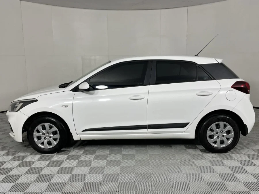 Used 2020 Hyundai i20 1.2 Motion - WeBuyCars Gqeberha