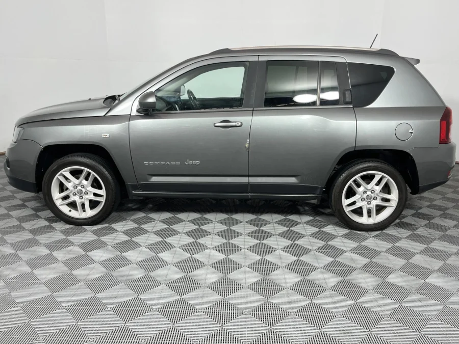 Used 2013 Jeep Compass 2.0L Limited - WeBuyCars Lansdowne