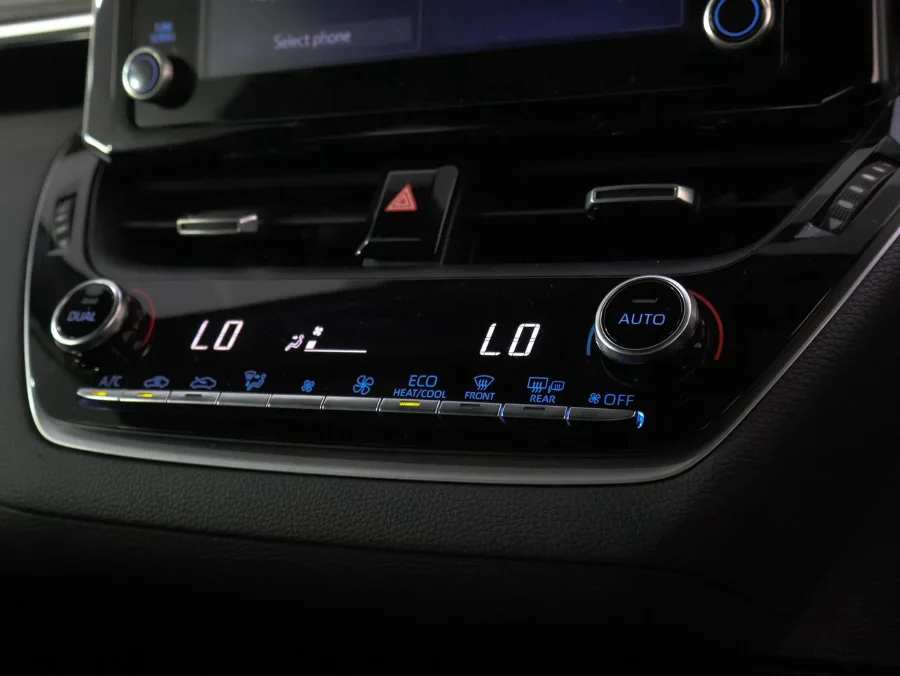 Used 2021 Toyota Corolla hatch 1.2T XS auto - SMG Toyota Cresta