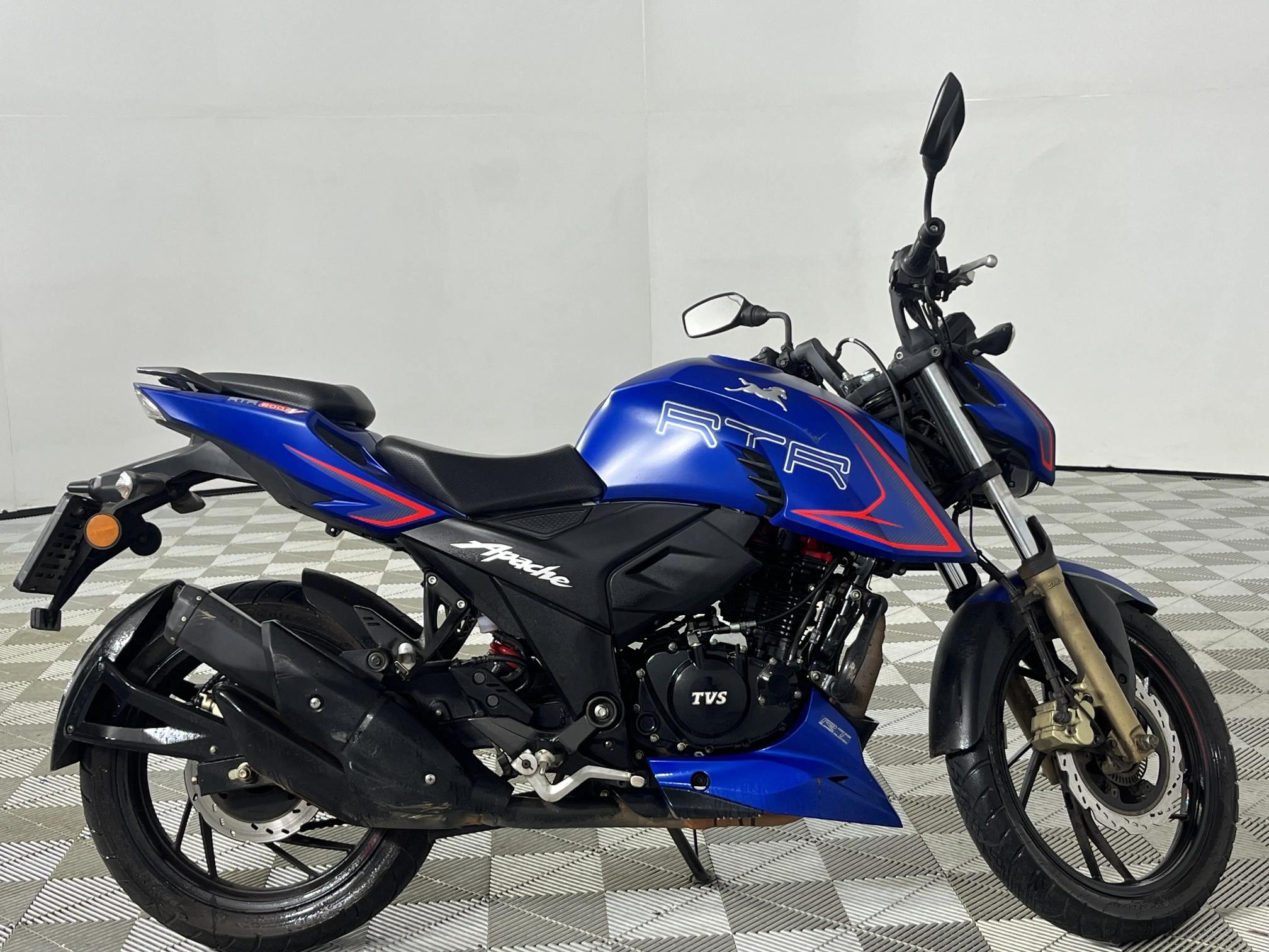 Used 2023 TVS Apache RTR 200 4V