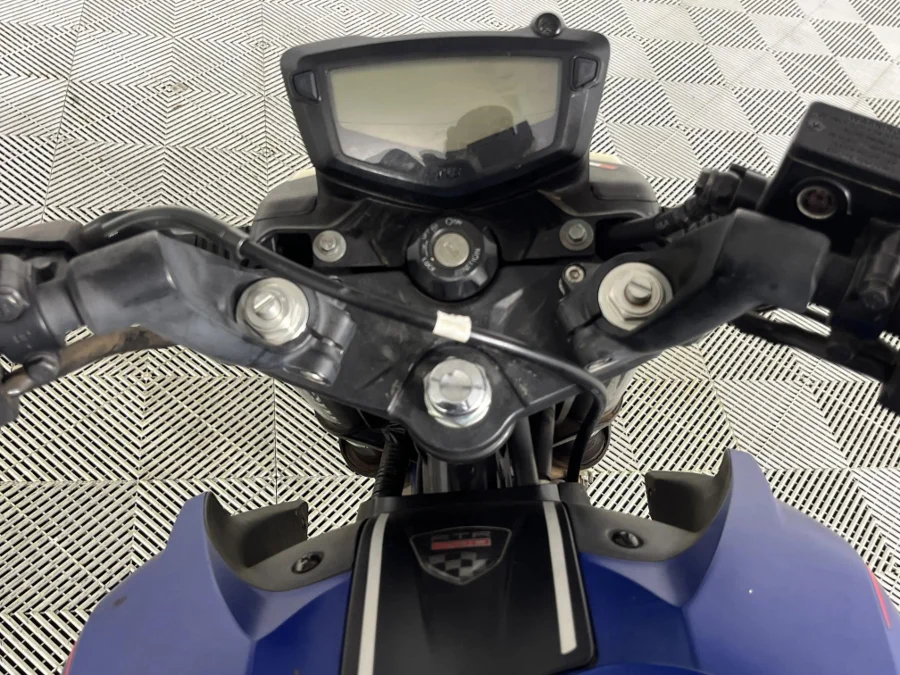 Used 2023 TVS Apache RTR 200 4V - WeBuyCars Silverlakes