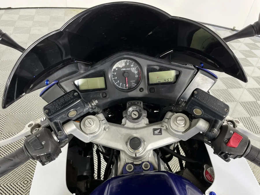 Used 2007 Honda VFR 800 Vtec - WeBuyCars Silverlakes