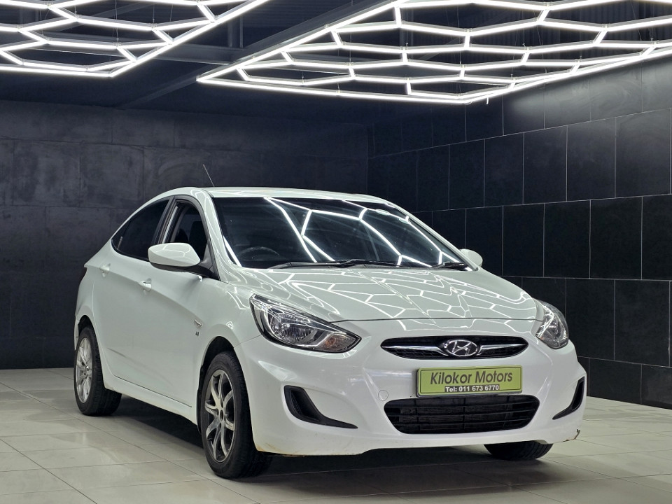 Used 2012 Hyundai Accent sedan 1.6 Motion
