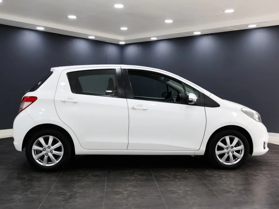 Used 2014 Toyota Yaris 5-door 1.3 XS - ICar Gezina