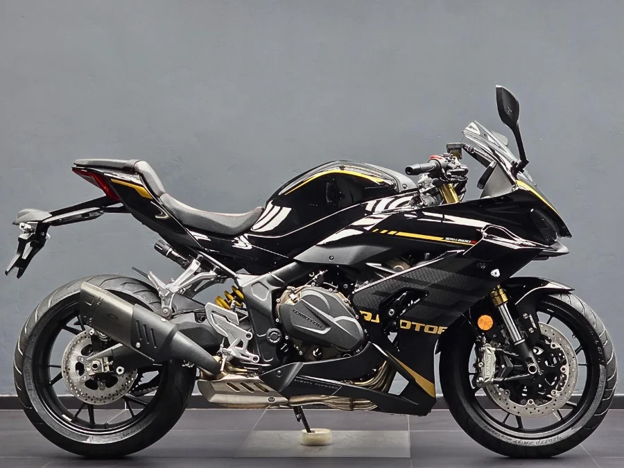 New 2026 QJ Motor SRK 800 RR - Bikeshop Boksburg
