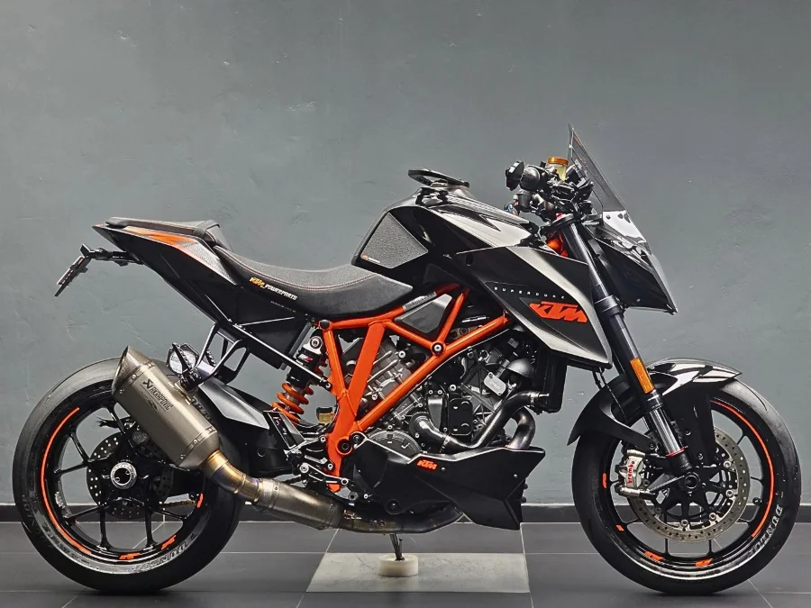 Used 2017 KTM Superduke 1290 R - Bikeshop Boksburg