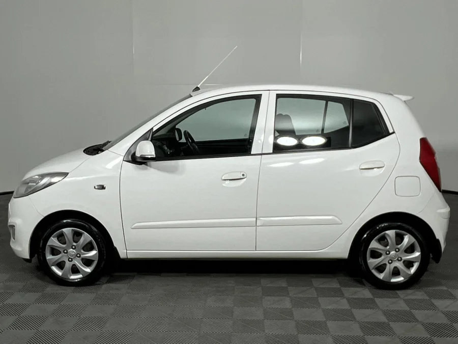 Used 2014 Hyundai i10 1.1 Motion - WeBuyCars  Witbank