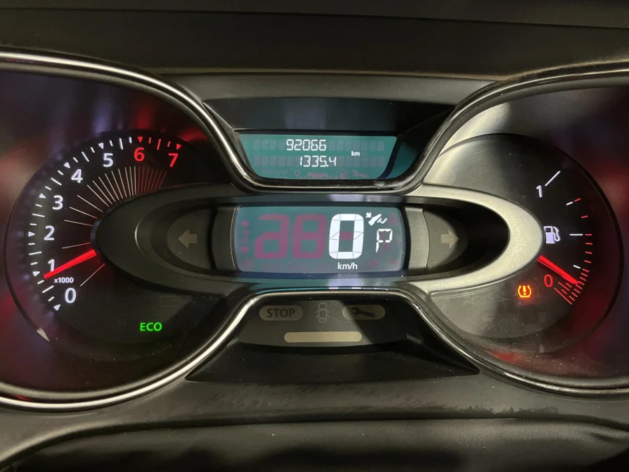 Used 2017 Renault Captur 88kW turbo Dynamique auto - WeBuyCars JHB South