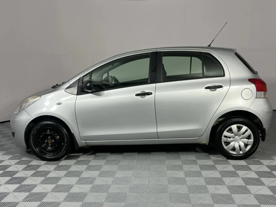 Used 2009 Toyota Yaris 1.0 5-door T1 (aircon+CD) - WeBuyCars Brackenfell Cape Town