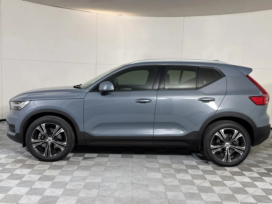 Used 2022 Volvo XC40 T4 Momentum - WeBuyCars JHB South