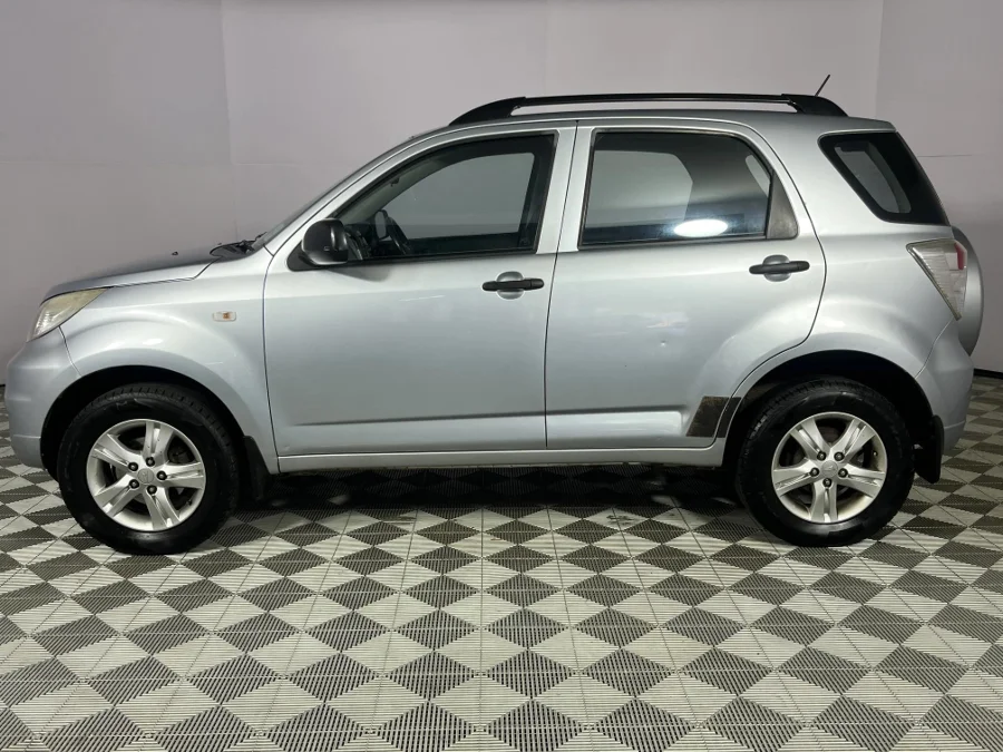 Used 2011 Daihatsu Terios 1.5 Diva Deluxe - WeBuyCars Durban
