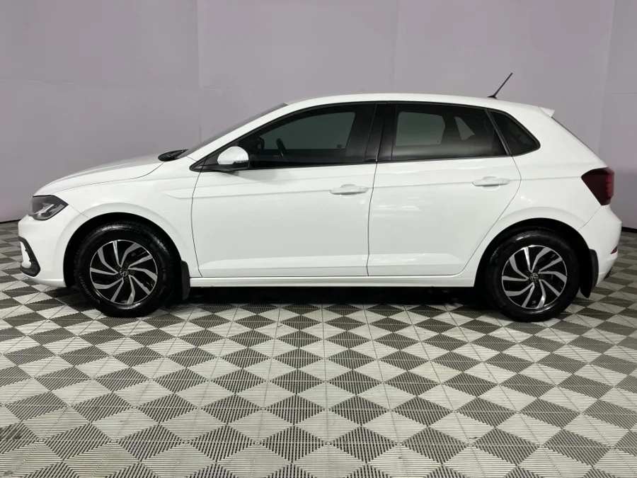 Used 2022 Volkswagen Polo hatch 1.0TSI Life manual - WeBuyCars Durban Used 2022 Volkswagen Polo hatch 1.0TSI Life manual - WeBuyCars Durban