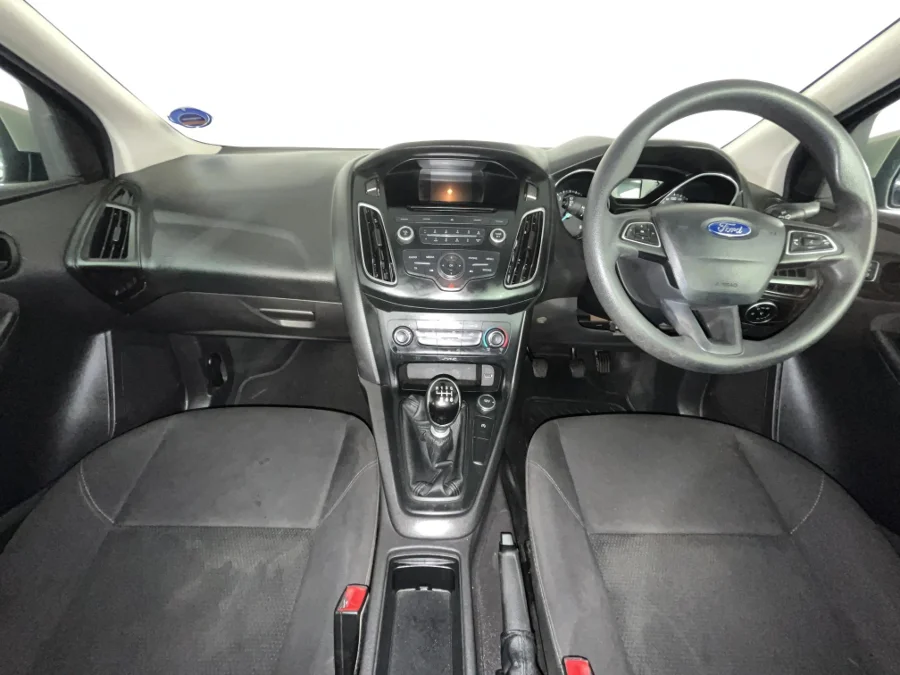 Used 2015 Ford Focus hatch 1.0T Ambiente - WeBuyCars Lansdowne