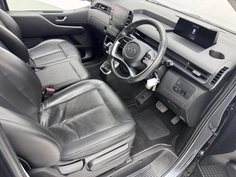 Used 2022 Hyundai Staria 2.2D Executive 9-seater - EBK Auto