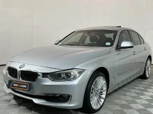 Used 2013 BMW 3 Series 320i Luxury sports-auto