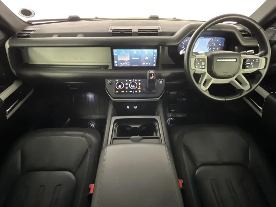 Used 2021 Land Rover Defender 90 D240 X-Dynamic HSE - WeBuyCars Montana