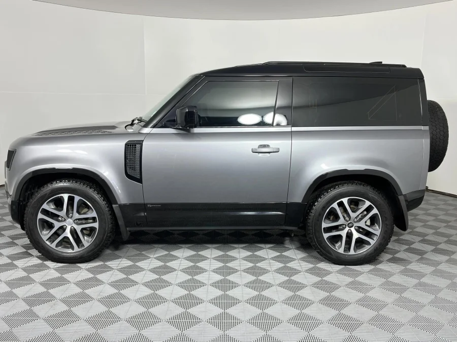 Used 2021 Land Rover Defender 90 D240 X-Dynamic HSE - WeBuyCars Montana