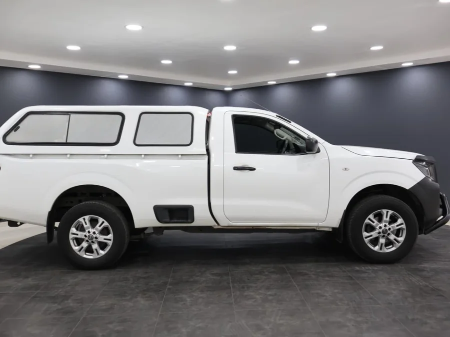 Used 2022 Nissan Navara 2.5DDTi single cab SE - ICar Gezina