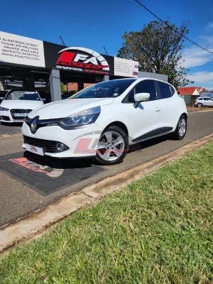 Used 2015 Renault Clio 66kW turbo Dynamique
