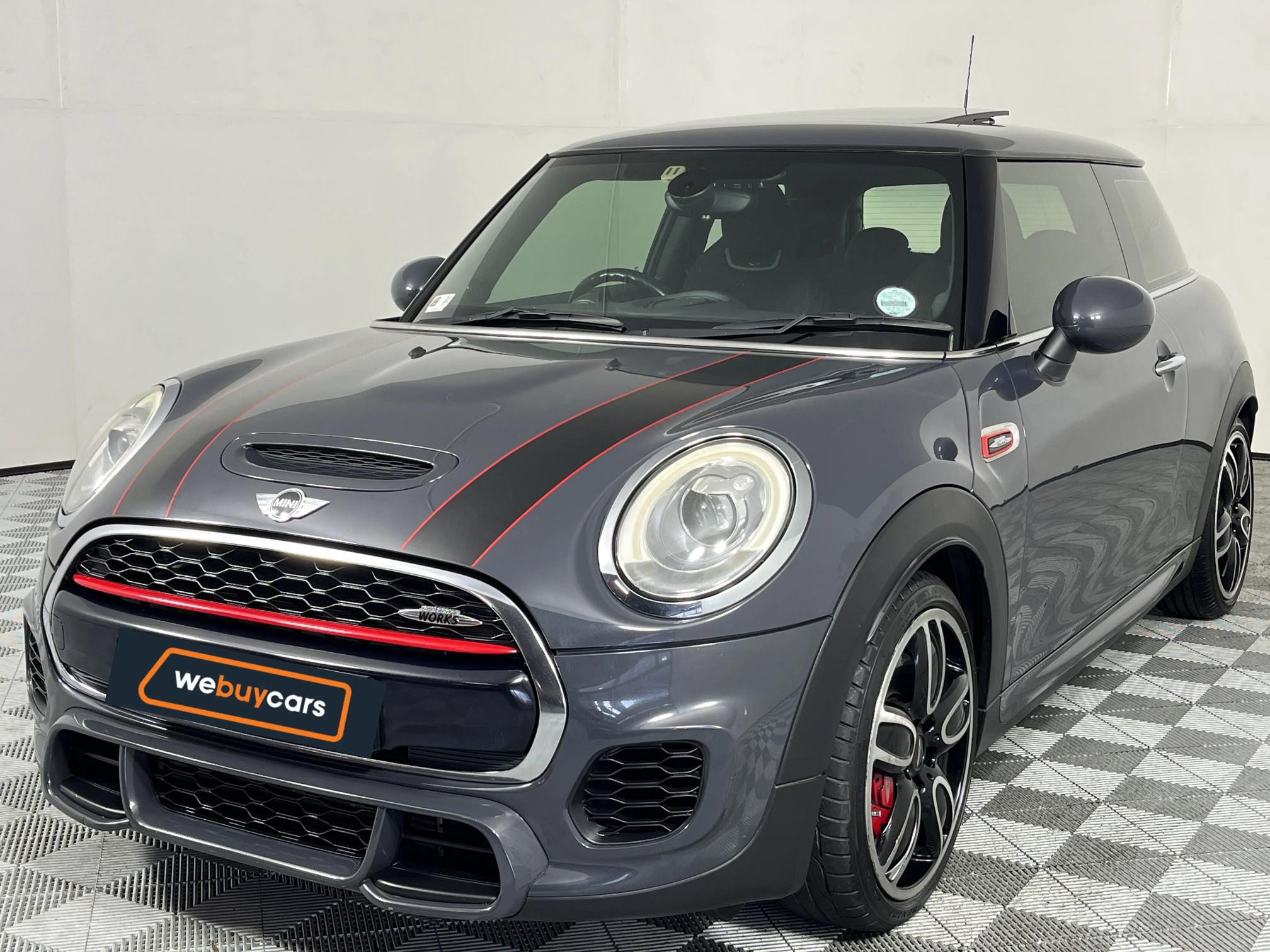 Used 2017 MINI Hatch John Cooper Works Hatch 3-door sports-auto