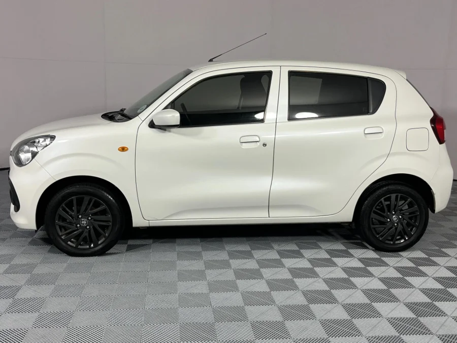 Used 2023 Toyota Vitz 1.0 XR manual - WeBuyCars Brackenfell Cape Town