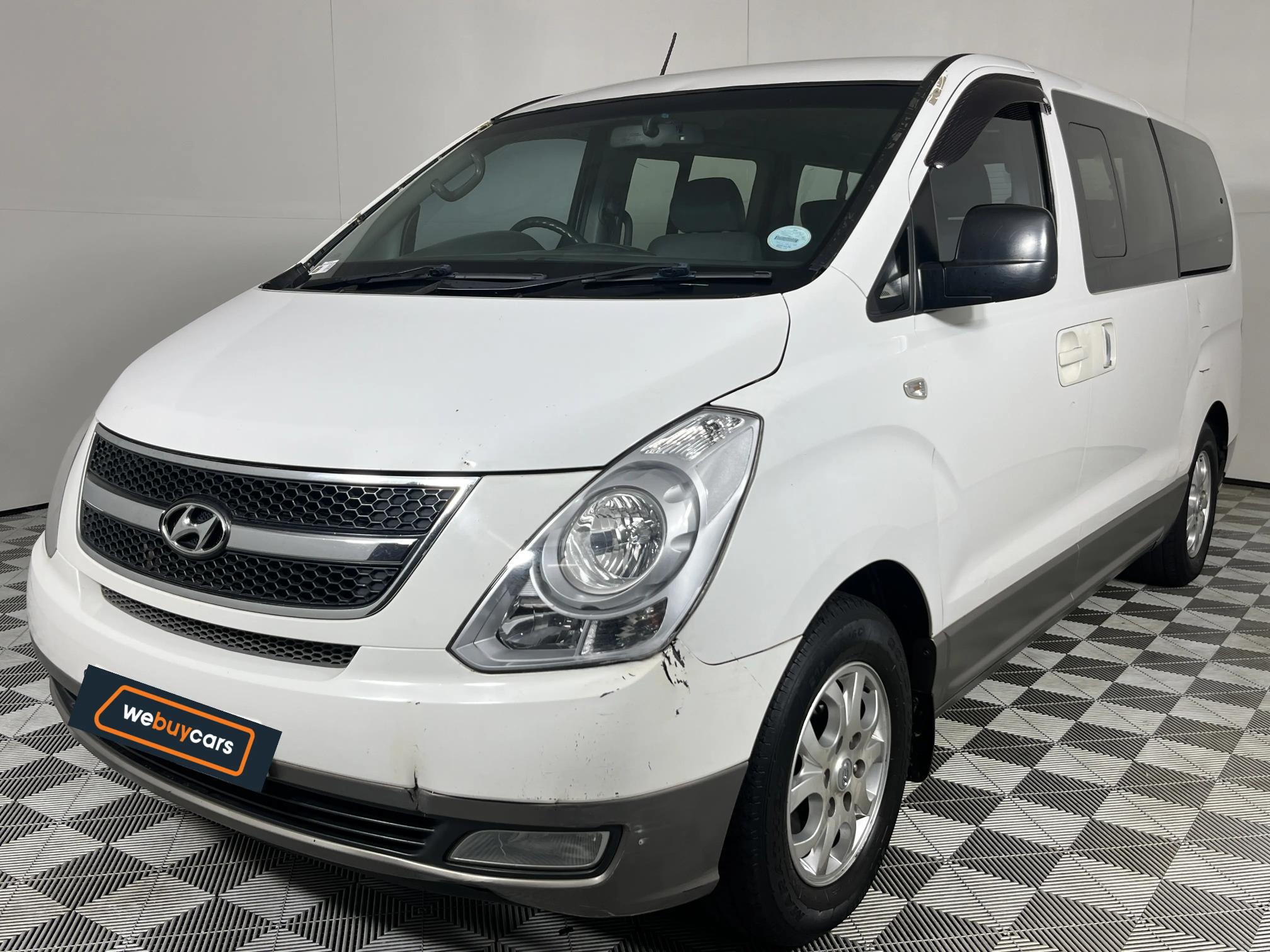 Used 2015 Hyundai H-1 2.4 bus Executive