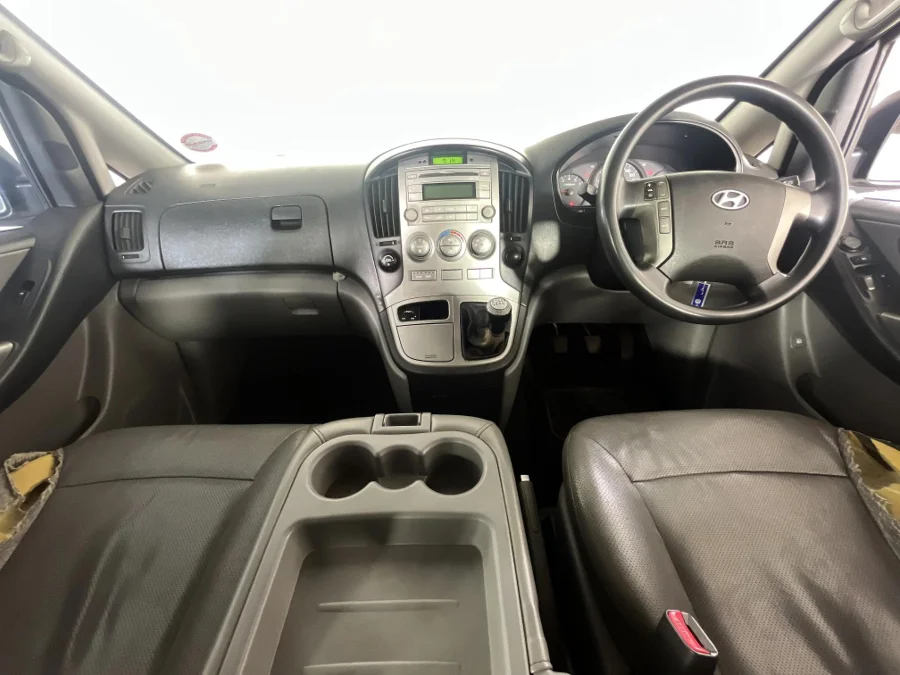 Used 2015 Hyundai H-1 2.4 bus Executive - WeBuyCars Riverhorse