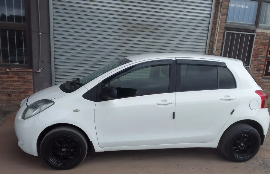 Used 2006 Toyota Yaris 1.0 - Private Seller Used 2006 Toyota Yaris 1.0 - Private Seller
