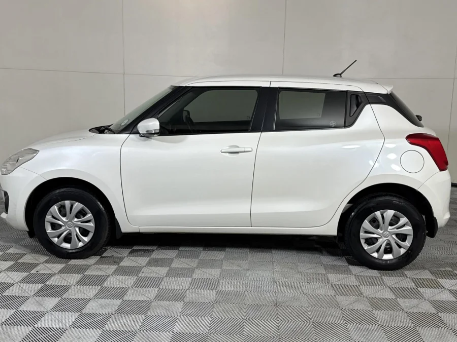 Used 2024 Suzuki Swift 1.2 GL+ manual - WeBuyCars Midstream