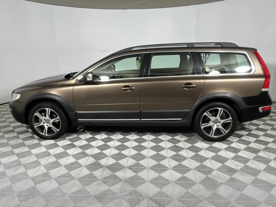 Used 2015 Volvo XC70 D5 AWD Elite - WeBuyCars Lansdowne