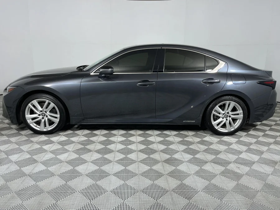 Used 2021 Lexus IS 300h SE - WeBuyCars George
