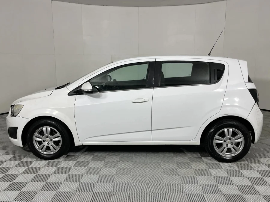 Used 2014 Chevrolet Sonic hatch 1.4 LS - WeBuyCars Gqeberha