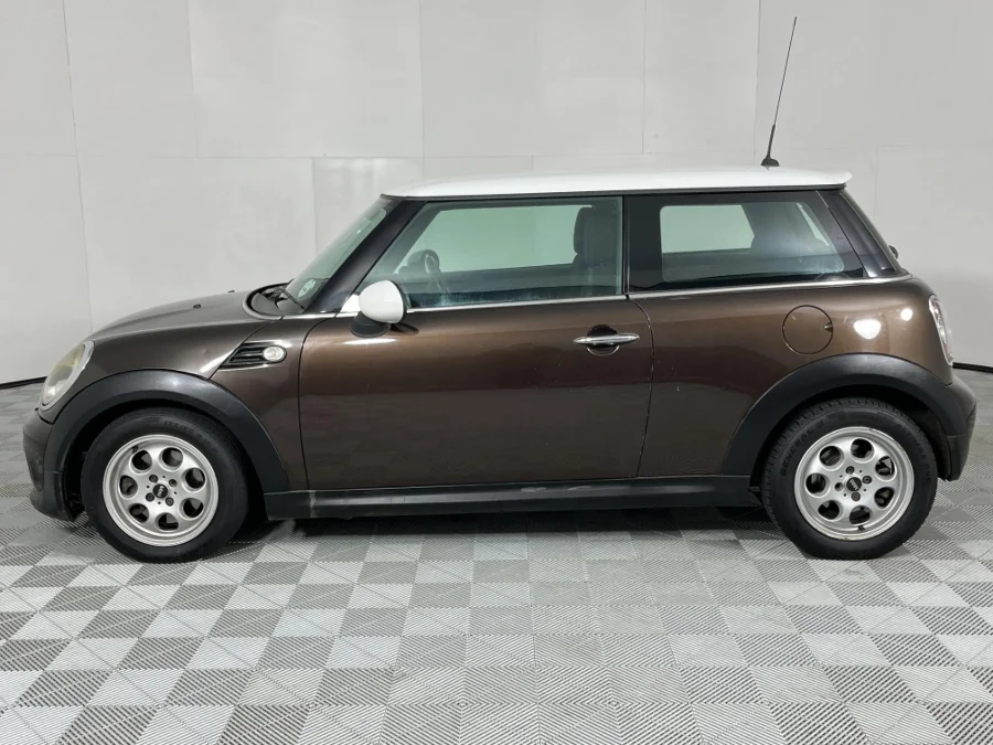Used 2011 MINI Hatch Cooper - WeBuyCars Gqeberha